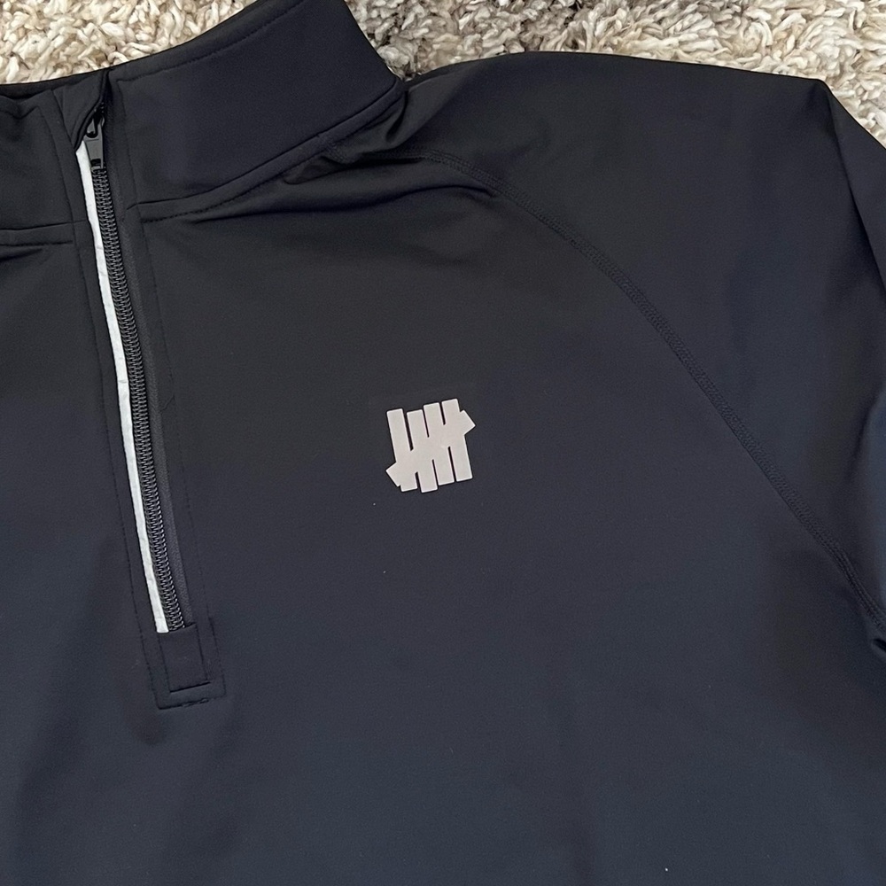 🖤NWOT🖤 UNDEFEATED Half Zip Pullover - Picture 3 of 6